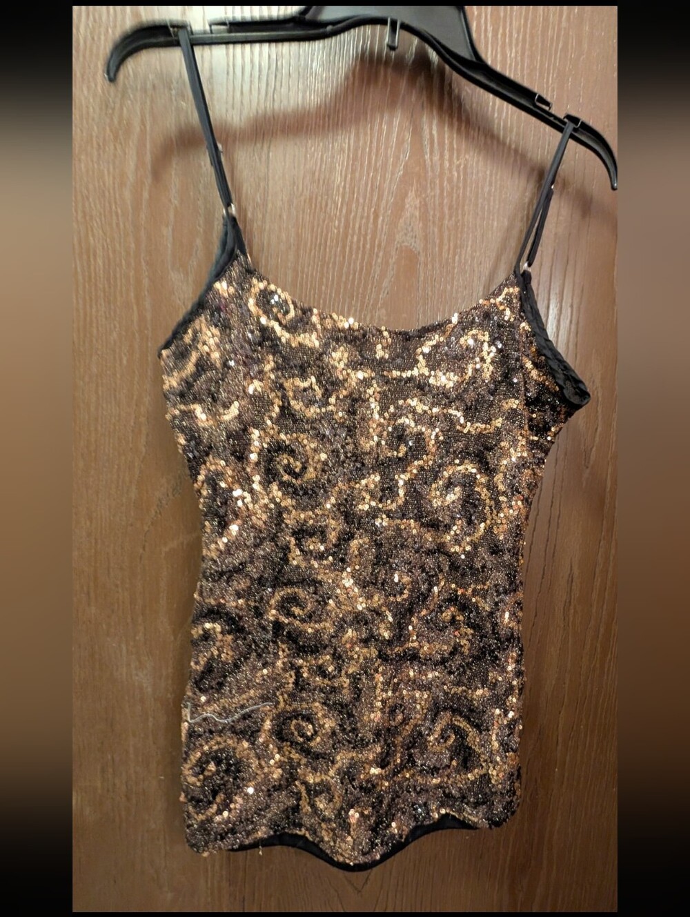 BKE Boutique Women M Tank Top Shirt Black/Gold Sequin Swirl Cami